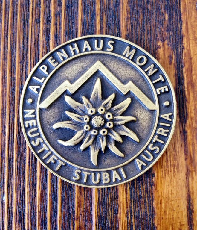 Alpenhaus Monte Hotel Neustift im Stubaital Buitenkant foto
