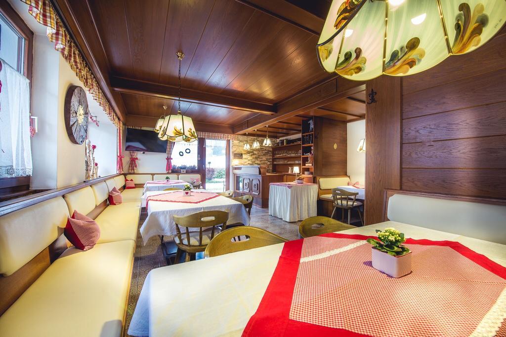 Alpenhaus Monte Hotel Neustift im Stubaital Buitenkant foto